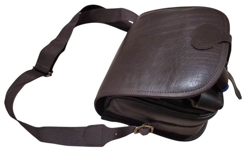 skórzana, myśliwska torba na amunicję - widok z boku